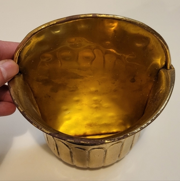 Vintage Gold Brass Bucket - Picture 4 of 7